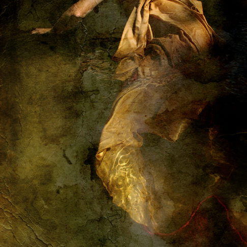 femme dans l'eau